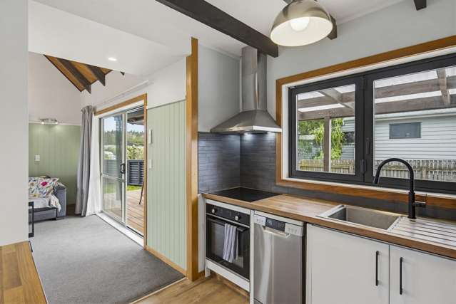 10 Arataki Grove Waitarere Beach_3