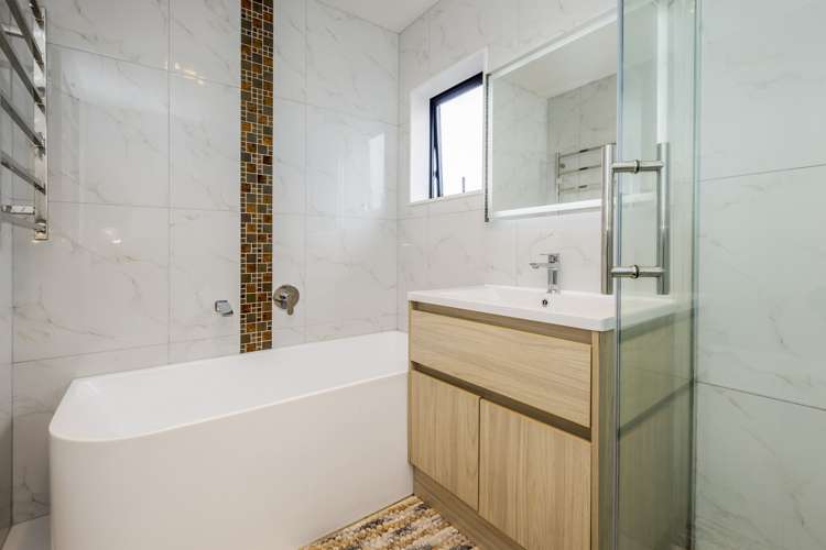 29 Black Beech Crescent Takanini_20