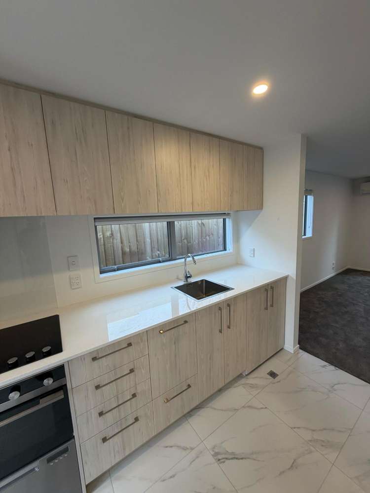 1/17 Winchester Street Merivale_4