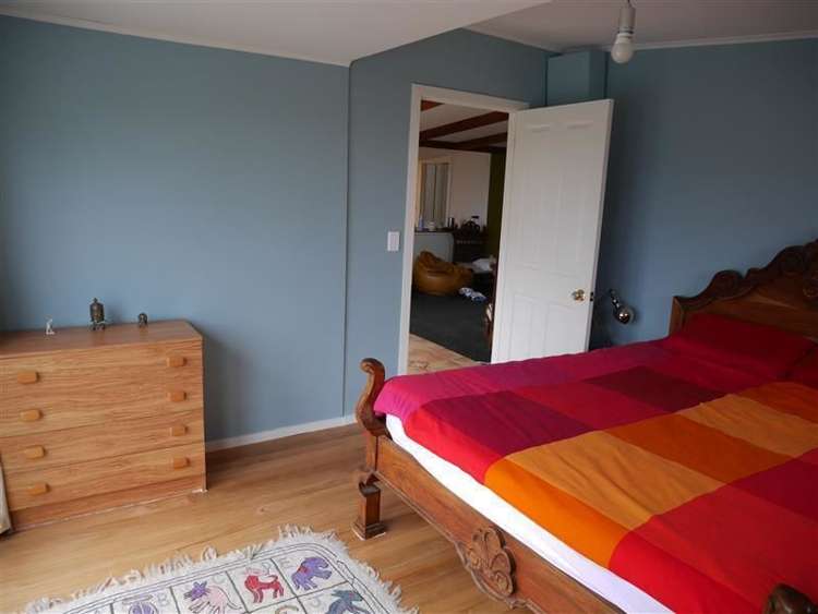 10 Airlie Street Glenduan_9