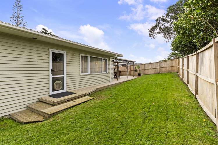 6 Hellyers Street Birkdale_25