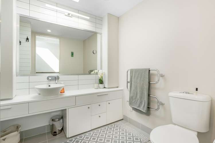 29E Mount Eden Road Eden Terrace_12