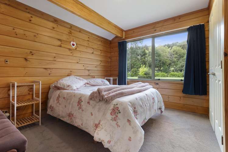 11 Helland Drive Bombay_18