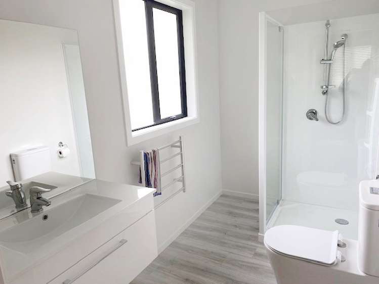 1 Bank Street 1384_6