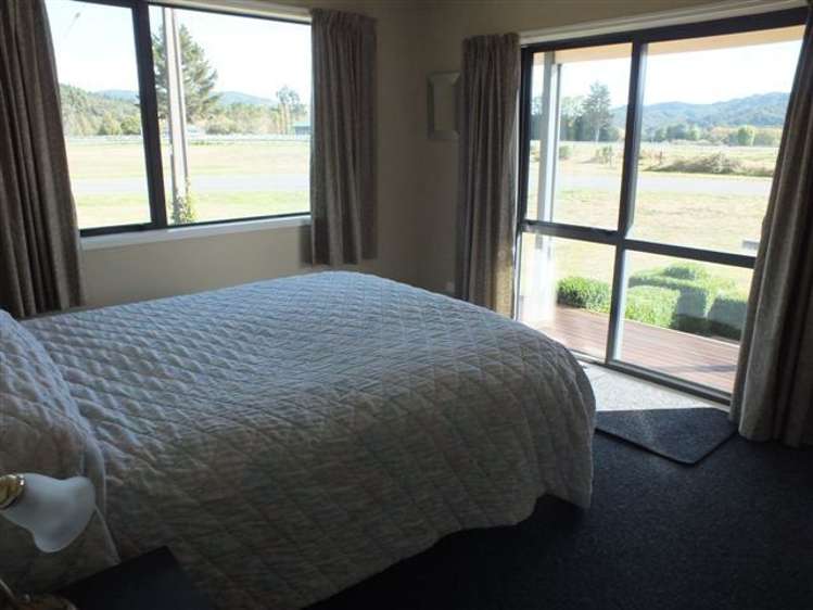 60 Crampton Road Reefton_5