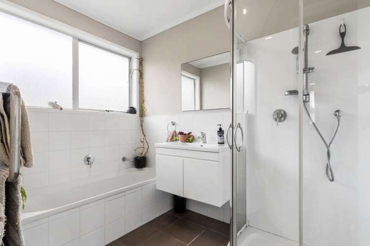 81 Glenvar Road Torbay_13