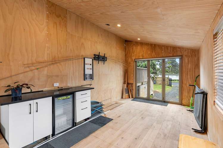 24 Sundown Avenue Manly_16