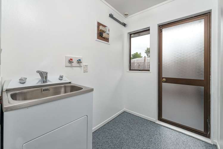 13 Pinehurst Place Wattle Downs_15