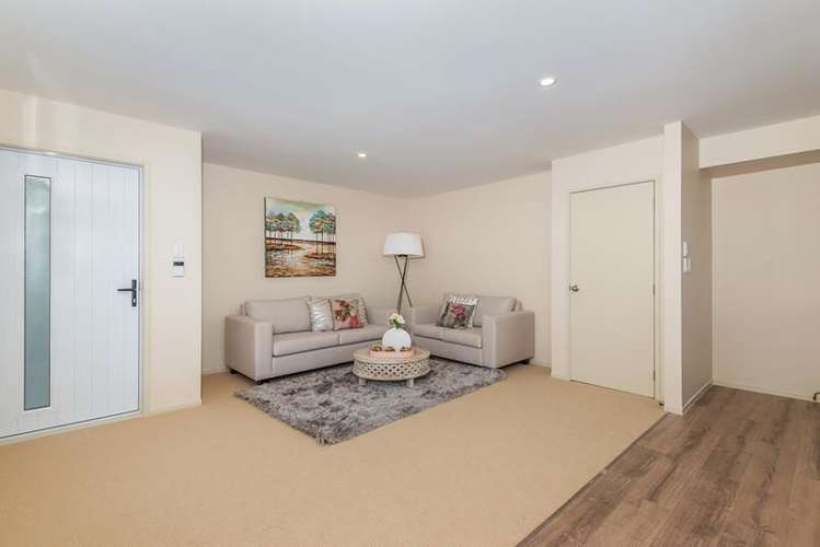 1/28 Beach Road Castor Bay_4