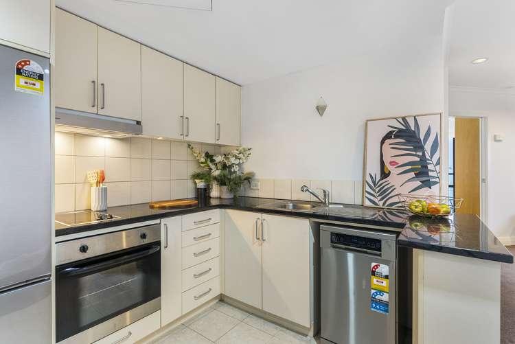 1112/9-17 Byron Avenue Takapuna_6