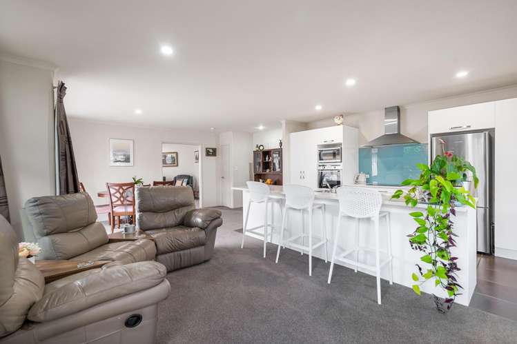 33 Carrington Drive Papamoa Beach_8