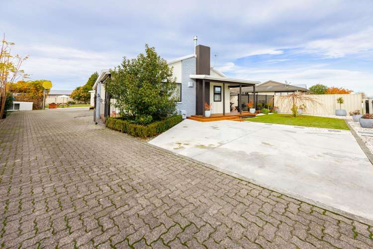 402 Park Road South Akina_41