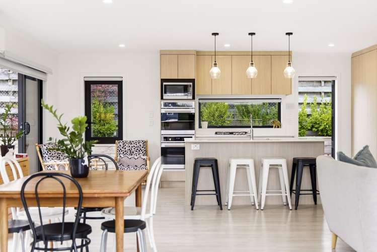 4C Mere Road Taupo_1