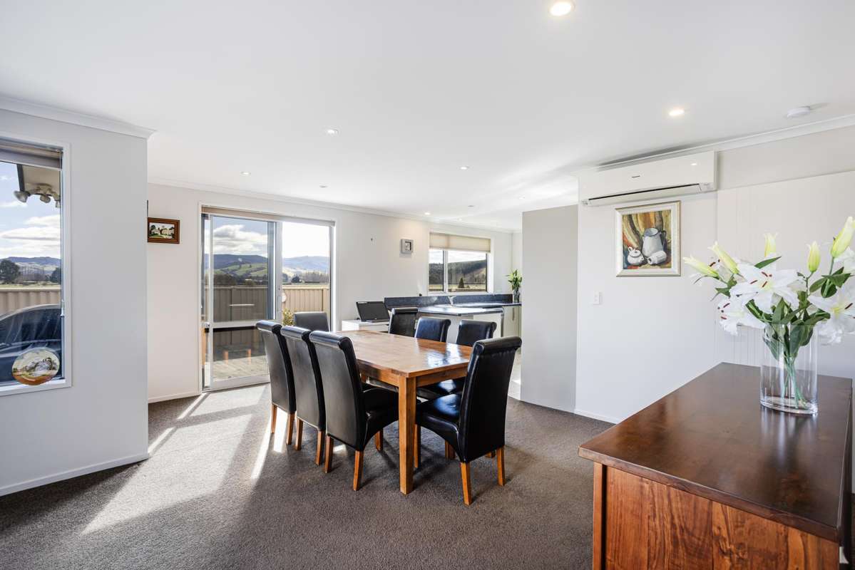273D Gladstone Road North_4