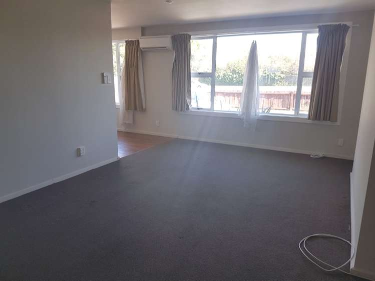 206 Yaldhurst Road 1392_3