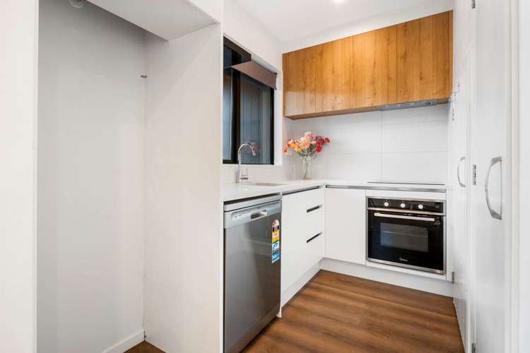 3 Red Maple Lane Hobsonville_8