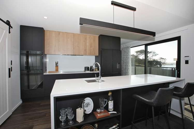 2C Herbert Street Riverton_7