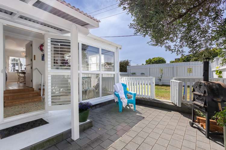 96 Marine Parade Paraparaumu Beach_11