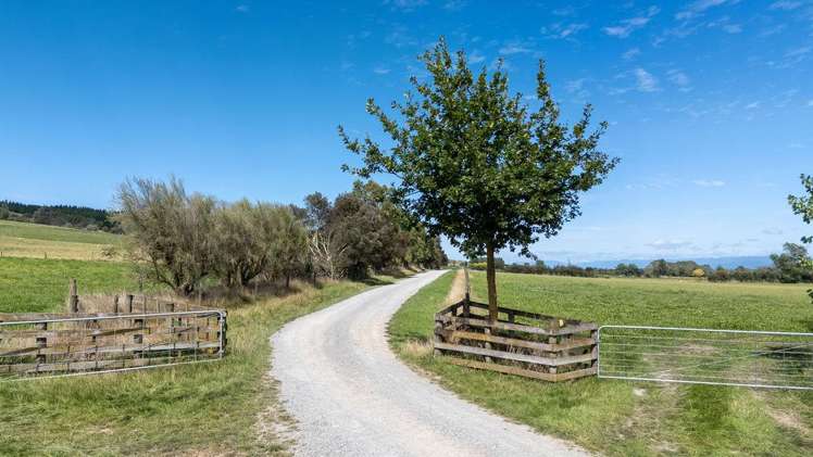 220 Tiffin Road Carterton_9