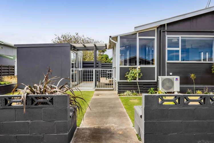 12 Tawa Street Hawera_30