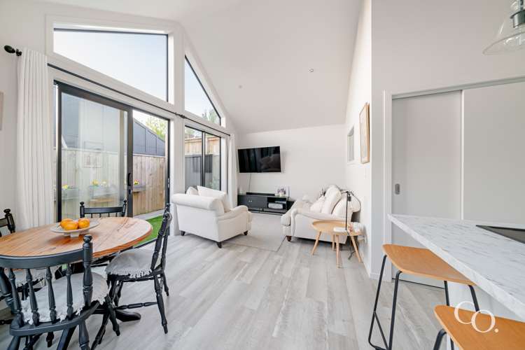 12 Manchester Way Judea_8