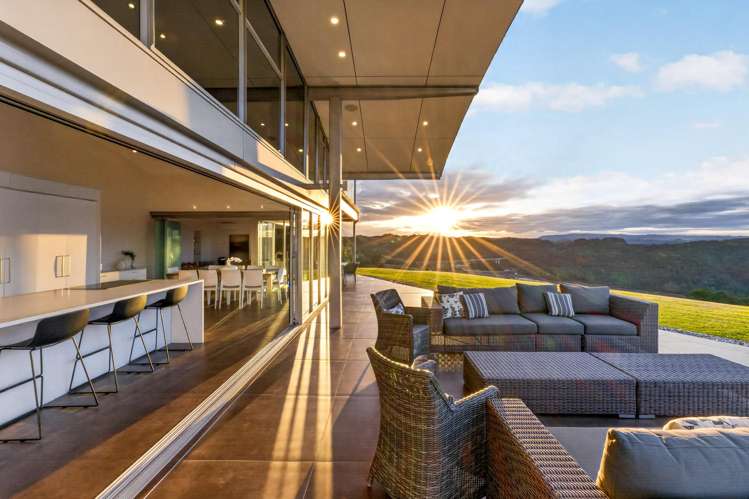 83 Jervis Road Waiwera_1