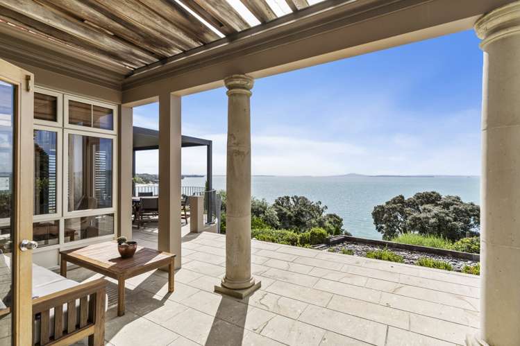 15 Omana Esplanade Maraetai_6