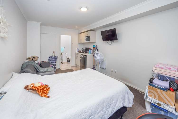 3/9 Greensboro Street Hamilton East_10