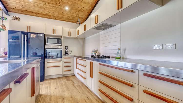 38 Elingamite Drive Pukenui_12