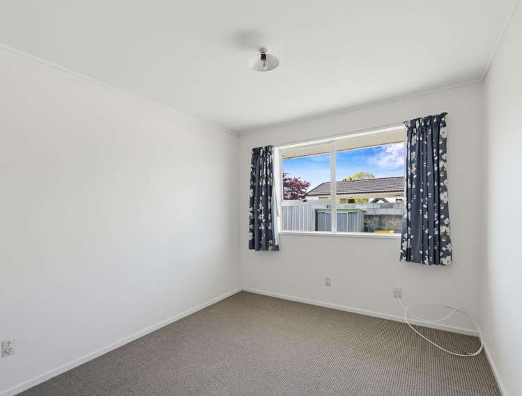 2/260 Cameron Street Ashburton_11