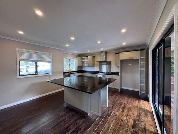 2 Bellbird Rise Murrays Bay_8