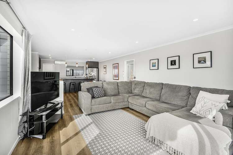 5 Te Tiireke Drive Glenview_7