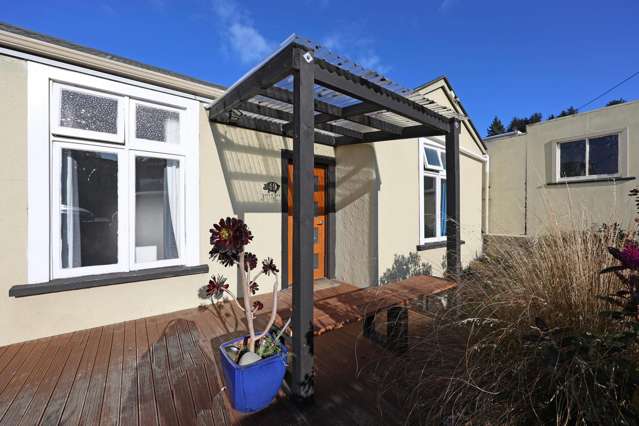 CONVENIENCE & ROOM TO ADD VALUE