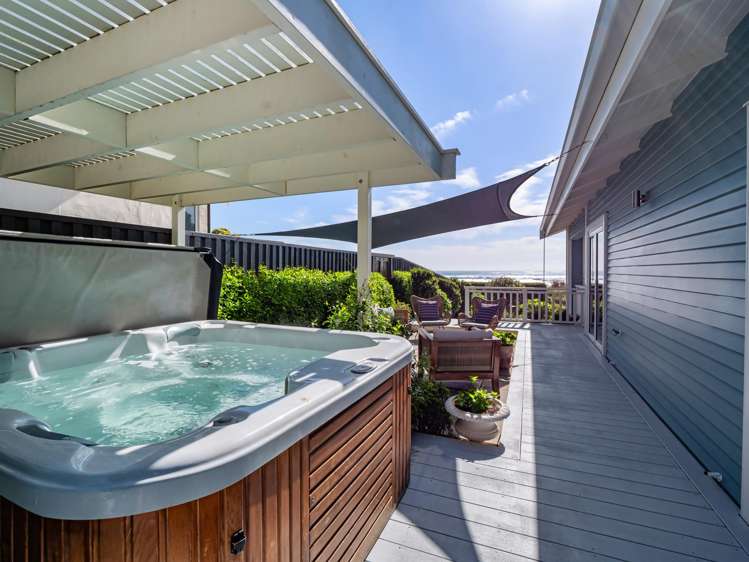 55A Oceanbeach Road Mt Maunganui_9