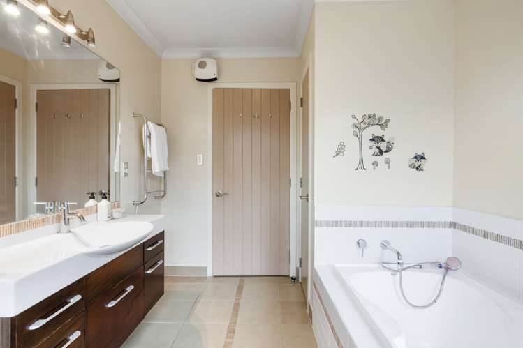 8 Vermont Court Huntington_17