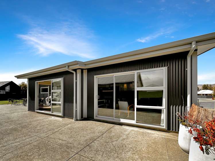 16 Rhoboro Road Twizel_27