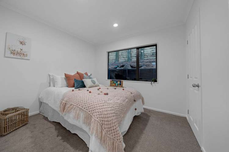 11 San Carlo Court Henderson Heights_15