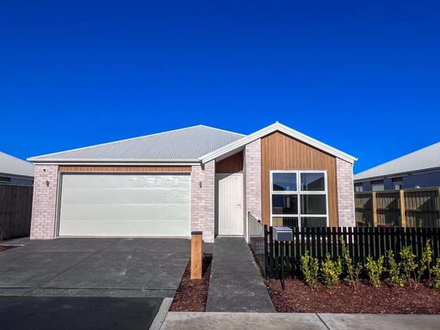 5 Harlequin Drive 11103_2