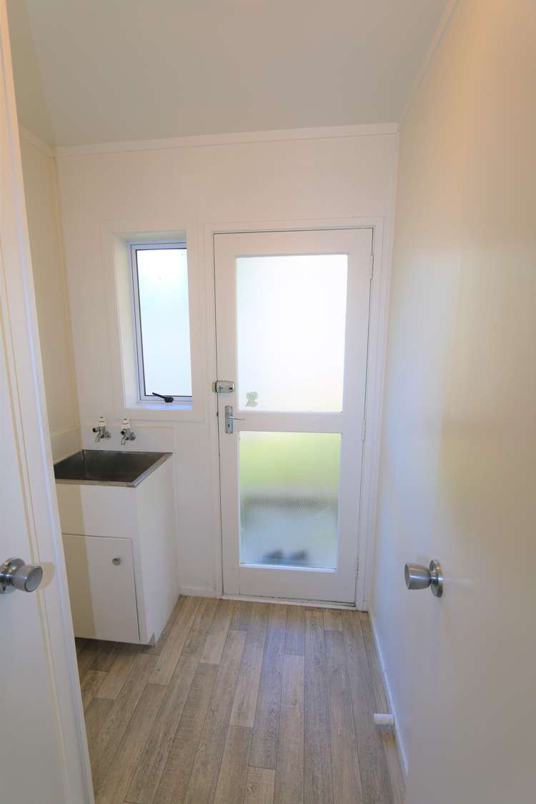 1/20a Woodbine Avenue Greenlane_10