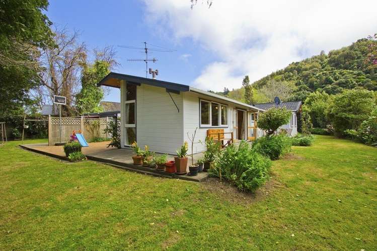 96 Owen Street Belmont_12