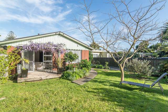 131 Alexander Road Raumati Beach_1