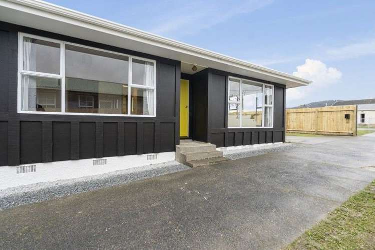 89A Main Road Wainuiomata_1