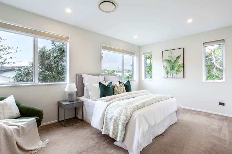 20d Coronation Street Belmont_19