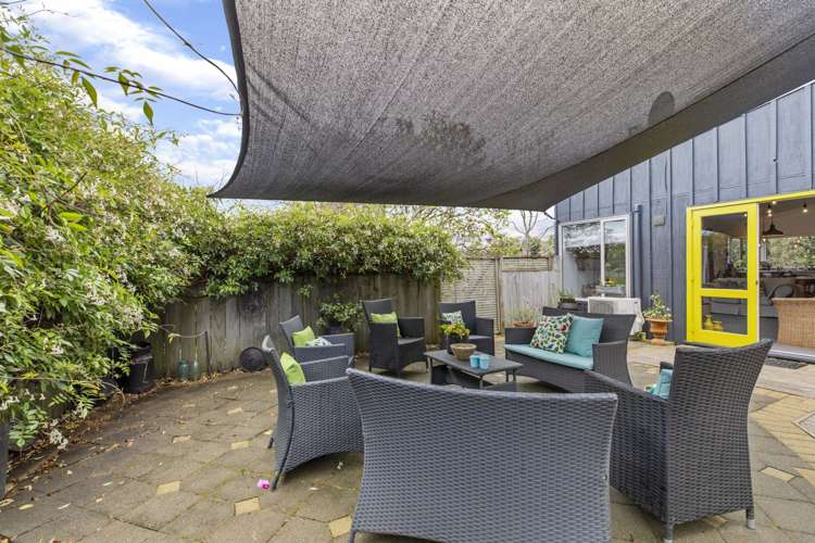 6 Portland Street Welcome Bay_18