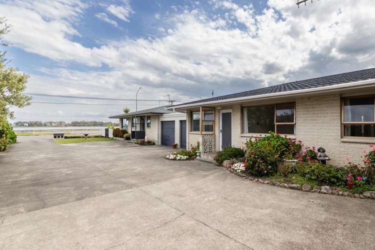 2/32 Meeanee Quay Westshore_17