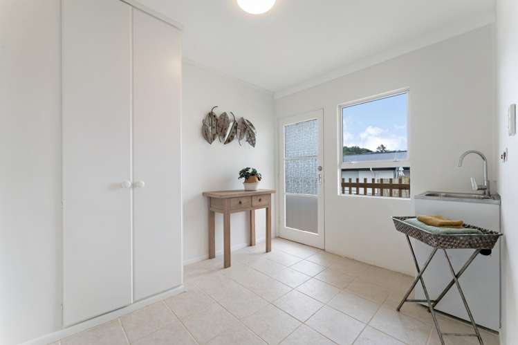 13 Helvetia Drive Browns Bay_13
