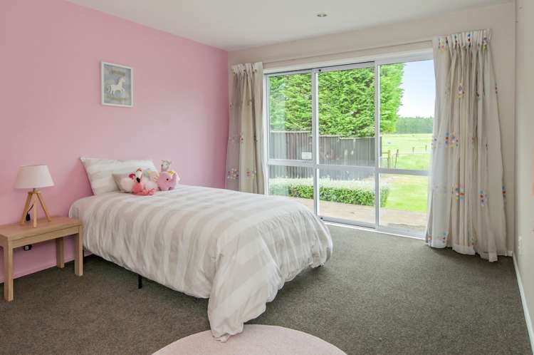 703 Robinsons Road Rolleston_18