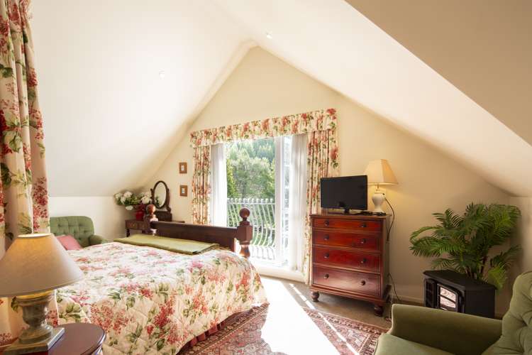 35 Watties Track Arthurs Point_13