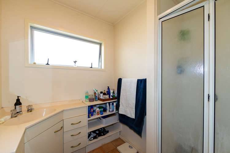 14 Sutton Avenue Clive_6