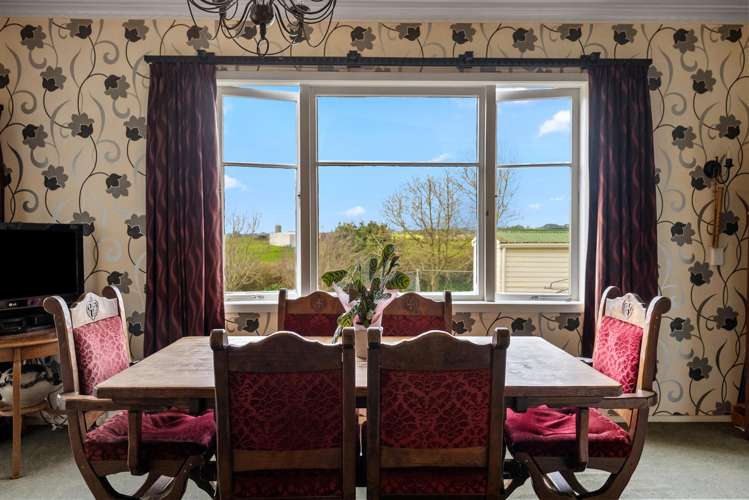 264 Glenbrook Beach Road Glenbrook_43